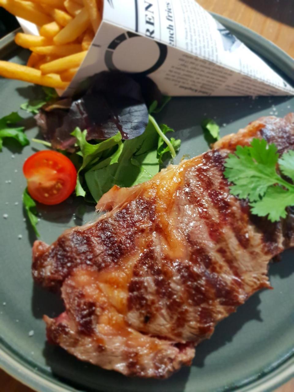 Hotel De La Gare - Restaurant Bistro Quai Ла-Рош-сюр-Йон Экстерьер фото